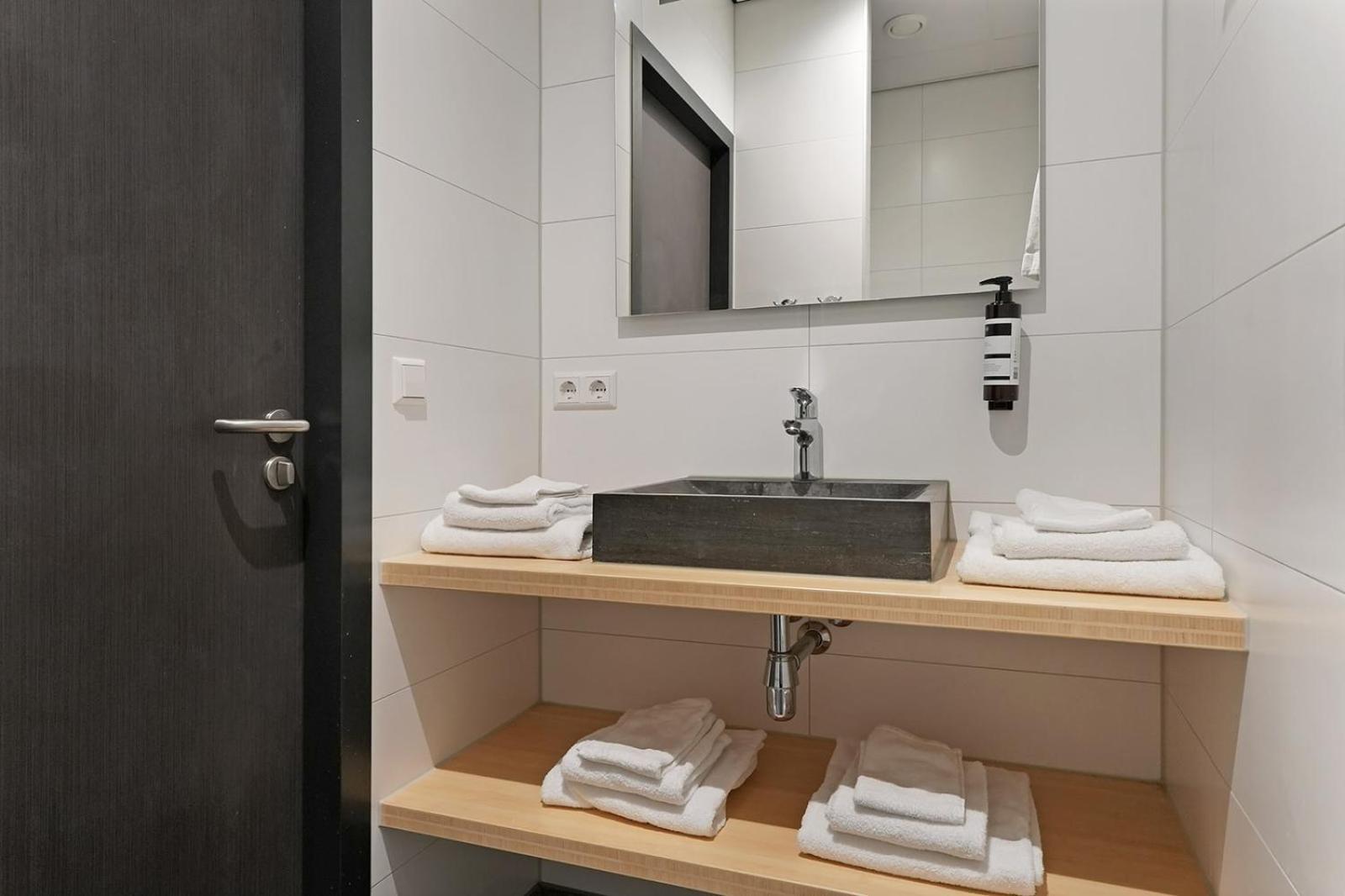 Dock Hotel Stellendam Kültér fotó